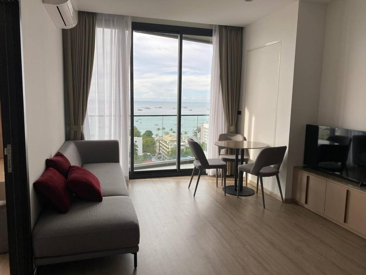 Condo Edge Central Pattaya Luaran gambar
